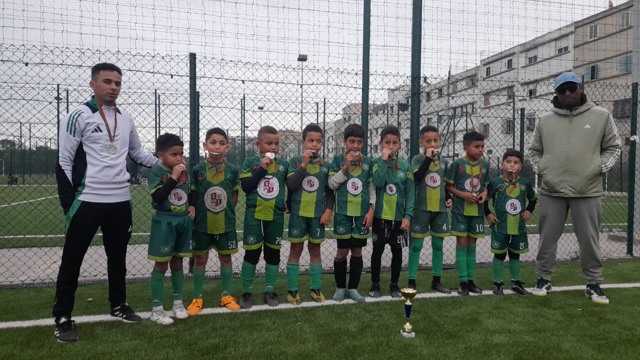 Jeunes joueurs AEVS Football Academy